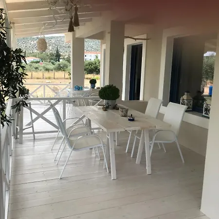 Holiday home Babour Amdella